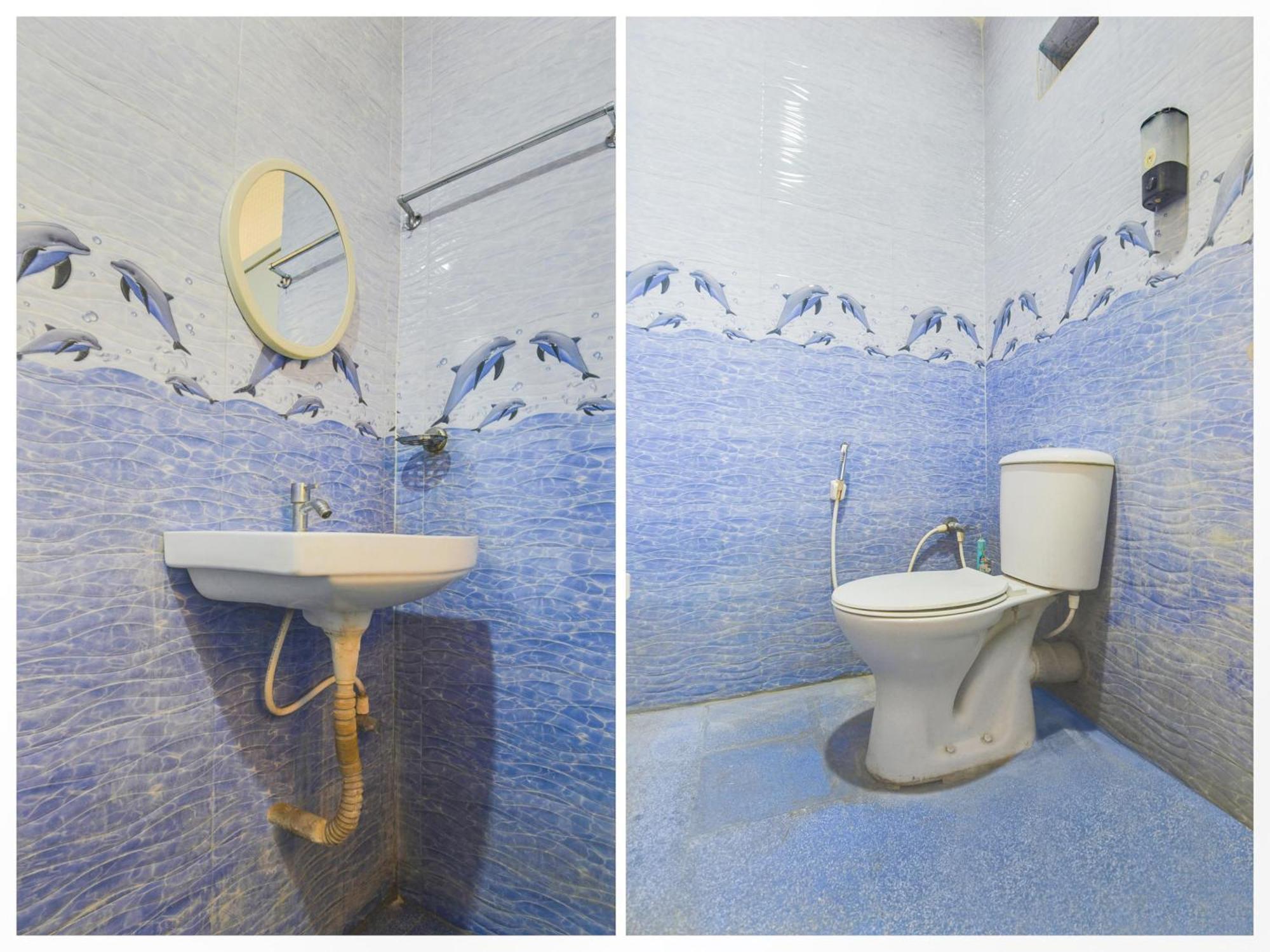 Collection O Morjim Sea Wave Hotel Exterior photo
